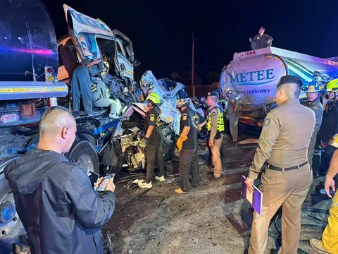 Vụ dừng xe thay bỉm cho con, cả gia đình bị ép nát giữa hai xe tải, 8 người tử vong: Danh tính nạn nhân xấu số