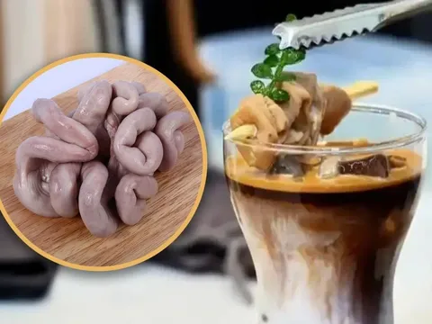 Cà phê và... lòng lợn: Combo bữa sáng khiến dân mạng khóc thét