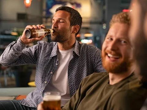 Sau một đêm nhậu tưng bừng, tôi không ngờ mình đang đứng giữa lằn ranh sống chết chỉ vì lý do này