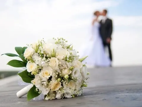 Vừa lên danh sách khách mời đám cưới, chồng tương lai khiến tôi “đứng hình” vì cái tên không ngờ