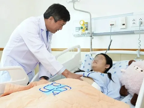 Nữ sinh 18 tuổi phát hiện ung thư di căn, kết quả sau 4 tháng khiến ai cũng bất ngờ