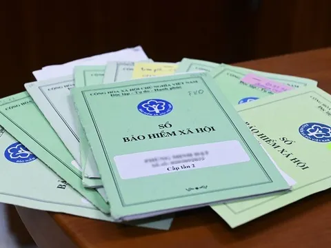 LƯU Ý: Từ 1/7/2025, chậm đóng BHXH không chỉ bị phạt tiền mà còn bị coi là trốn đóng, có thể bị xử lý hình sự