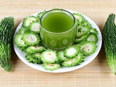 5 loại rau củ dễ bị “phù phép” ở chợ mùa hè, nhìn tươi ngon nhưng không an toàn cho sức khỏe