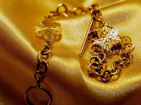 Tin lời “giải bùa”, mẹ đơn thân cay đắng mất hơn 500 triệu và đoạn clip riêng tư vào tay gã thầy cúng giả