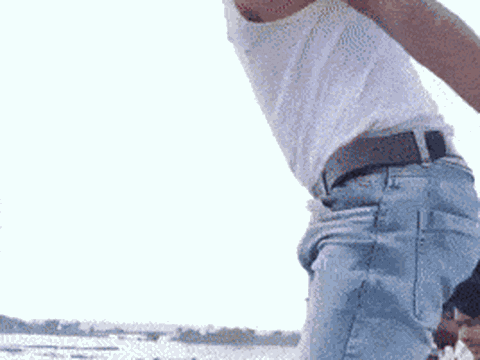 Lạnh người khoảnh khắc thanh niên 19 tuổi nhảy xuống sông vì cá cược... 150.000 đồng, cái kết khiến ai cũng rùng mình