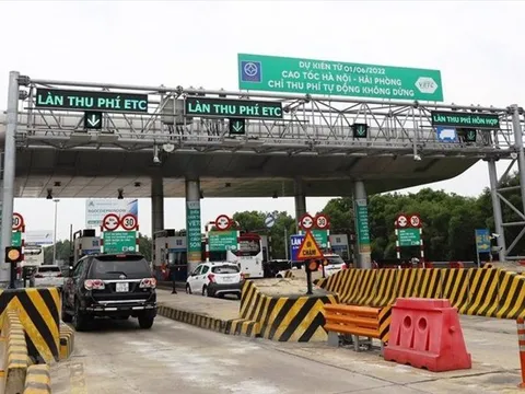 Bộ Tài chính đề xuất thay đổi trong thu phí sử dụng đường bộ đối với ô tô, mức phí mới sẽ ra sao?