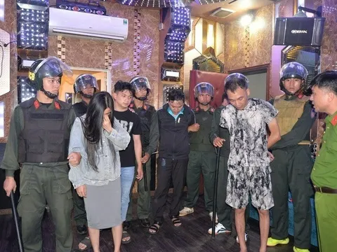 Gia Lai: Cảnh sát đồng loạt đột kích các tụ điểm "bay lắc", 148 "dân chơi" bất ngờ sa lưới