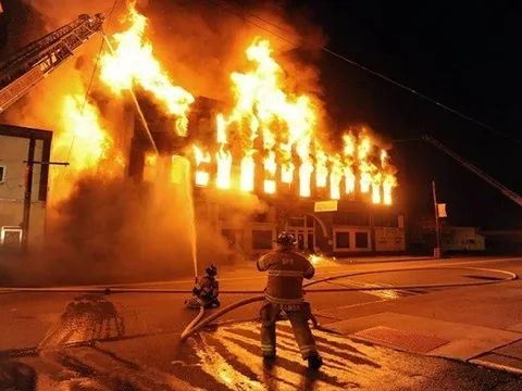 Mẹ vắng nhà, 4 chị em gái tử vong thương tâm trong hỏa hoạn