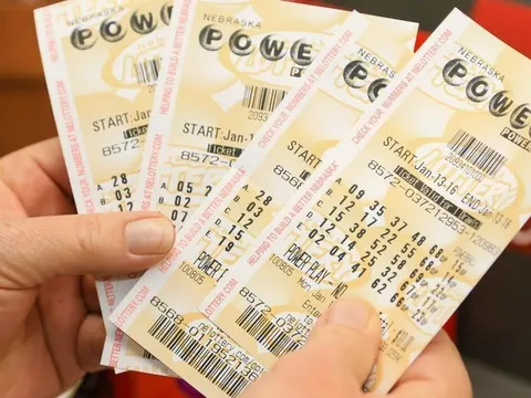 Bỏ quên tấm vé số trúng 474 tỷ trong túi áo, người đàn ông bị cả nước "truy lùng"