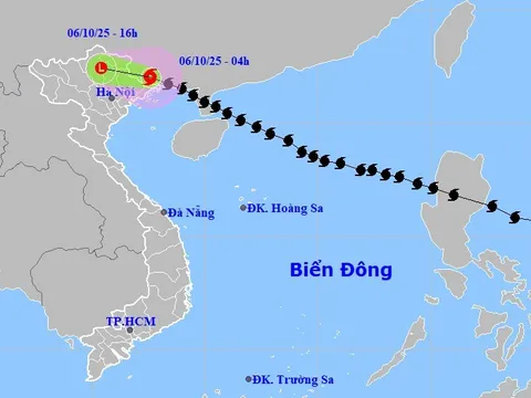 Diễn biến mới nhất bão số 11: Hà Nội cần đề phòng dông, lốc và gió giật mạnh, khu vực này sẽ có mưa to
