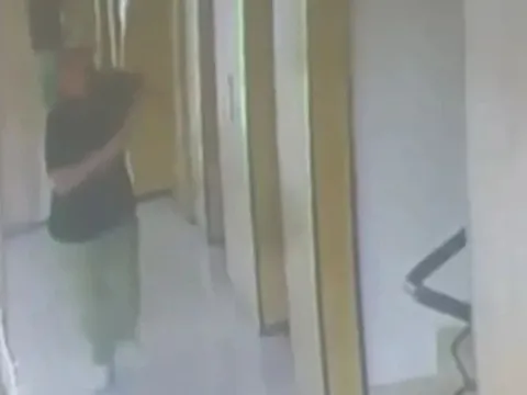 Đau lòng khoảnh khắc thang máy rơi từ tầng 7 khiến người phụ nữ tử vong ngay trước mắt chồng