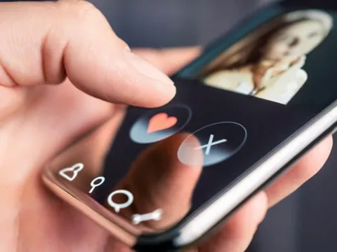 Chàng trai sụp đổ khi phát hiện người yêu online suốt 7 năm là... đàn ông, mất trắng hàng tỷ đồng chu cấp