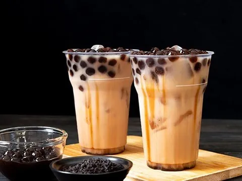 Uống cà phê và trà sữa mỗi ngày ,cô gái trẻ đối mặt với nguy cơ tàn phế