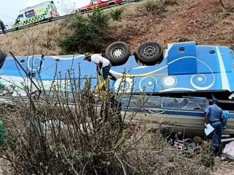 Đau lòng: Xe buýt lao xuống vực khiến 42 người thiệt mạng, hàng chục người khác bị thương