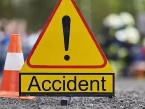 Kinh hoàng: Xe tải mất lái lao xuống hẻm núi sâu 60 mét khiến 8 người chết, hàng chục người bị thương