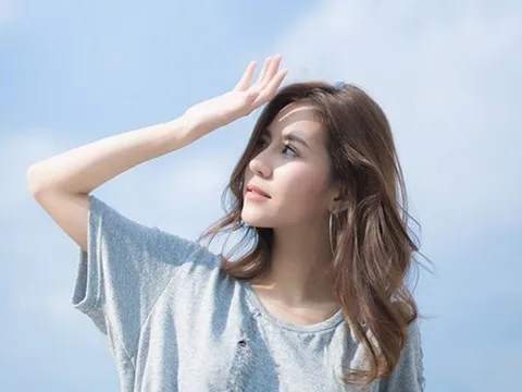 Mùa hè nắng gắt, chị em cần nhớ những thói quen nhỏ này để bảo vệ da, không lo sạm nám