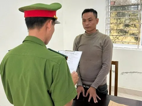 Dùng ảnh nhạy cảm tống tiền tình cũ, Đỗ Chát bị khởi tố