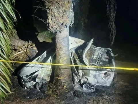 Cặp đôi trẻ tử vong sau bữa tiệc sinh nhật vì tai nạn giao thông thảm khốc, người mẹ nghẹn ngào kể về cuộc gọi cuối cùng