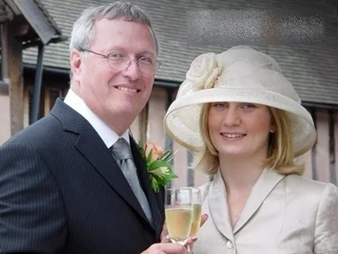 Hôn nhân lệch tuổi tan vỡ, chồng triệu phú đâm chết vợ trẻ sau cuộc cãi vã trong đêm