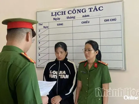 Khởi tố Nguyễn Thị Hào và Nguyễn Thị Bích Vân, giáo viên và bảo mẫu nhiều lần đánh trẻ tự kỷ