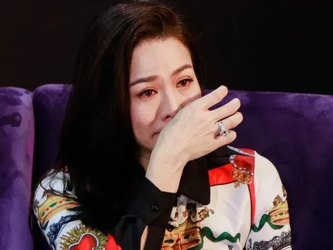 Thực hư chuyện nữ ca sĩ Nhật Kim Anh bị bắt, bỏ trốn?