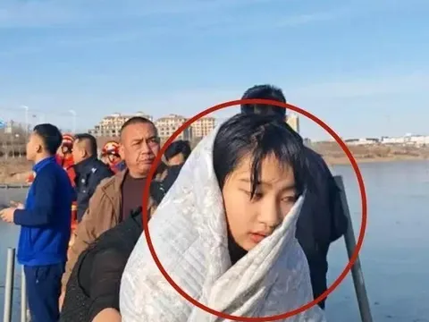 Nữ sinh 13 tuổi liều mình cứu bé trai rơi xuống hồ băng rồi âm thầm rời đi, cộng đồng mạng xúc động ca ngợi là “anh hùng nhí”