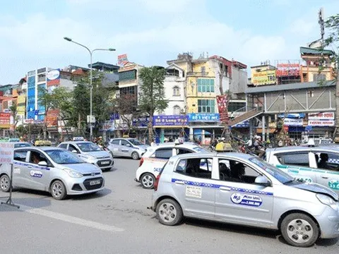 Chú ý: Từ 1/3/2026, lái xe taxi không tuân thủ điều này sẽ bị phạt đến 2 triệu đồng