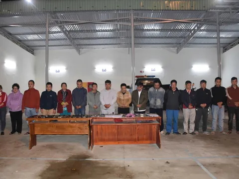 Bắt Nguyễn Văn Công và 15 đối tượng khác, triệt phá đường dây mua bán số đề hơn 10 tỷ đồng