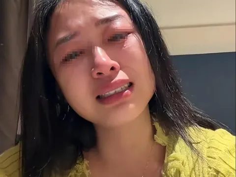 Chồng "nổi điên" đập phá nhà cửa chỉ vì vợ mua... máy rửa bát