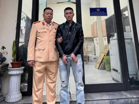 Bắt quả tang Bùi Văn Minh (SN 1999) có hành vi "mờ ám"