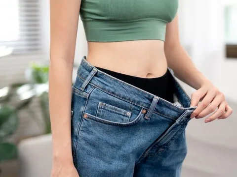 Giảm cân “thần tốc”, cô gái đối mặt với rủi ro sức khỏe nghiêm trọng