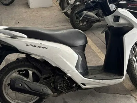 Bắt giữ nhóm thanh thiếu niên gây ra vụ cướp xe máy với tính chất manh động