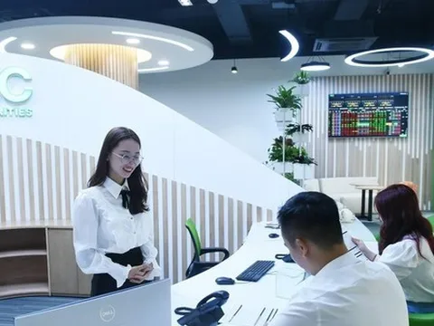 Chứng khoán DSC bị xử phạt vì công bố thông tin không đúng thời hạn