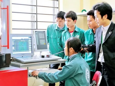 Từ ngày 12/2/2026, thời gian nghỉ hằng năm đối với nhà giáo giáo dục nghề nghiệp thay đổi ra sao?