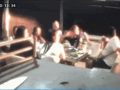 Người đàn ông lái xe lao thẳng vào quán ăn khiến 7 người bị thương: Nghi do ghen tuông