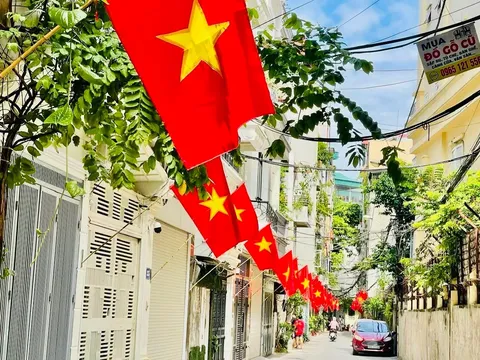 Nghỉ Giỗ tổ Hùng Vương, 30/4 và 1/5 năm 2026 kéo dài đến 9 ngày liên tục (từ 25/4/2026 đến hết ngày 03/5/2026) theo Bộ luật Lao động 2019, cụ thể bằng những cách nào?