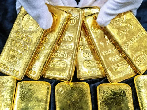 Giá vàng hôm nay (14/3): Tiếp tục "lao dốc"