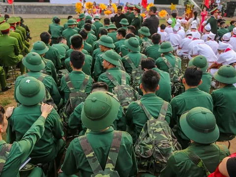 Trốn nhập ngũ, nam thanh niên sinh năm 2002 bị phạt hơn 60 triệu đồng