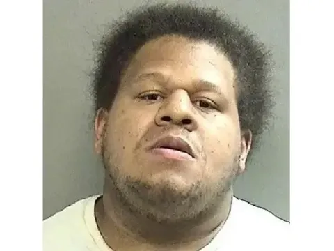 Mỹ: Bị cắt tiền tiêu vặt, cháu trai 21 tuổi bị cáo buộc ra tay với chính bà ruột khiến ai nghe cũng rùng mình