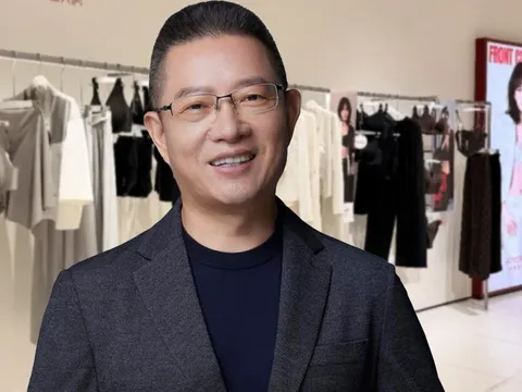 Phải vay tiền bạn bè, bị từ chối khắp nơi, người đàn ông vẫn xây dựng nên "đế chế" nội y hơn 20.000 tỷ khiến cả thị trường nể phục