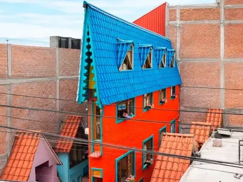 Ngôi nhà có mặt tiền chỉ 63 cm, nhưng cuộc sống bên trong không gian đặc biệt này lại khiến nhiều người bất ngờ