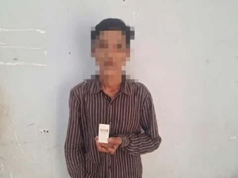 Bắt quả tang Huỳnh Văn Vũ Linh đang "làm điều mờ ám", hé lộ bí mật bên trong bịch nilon