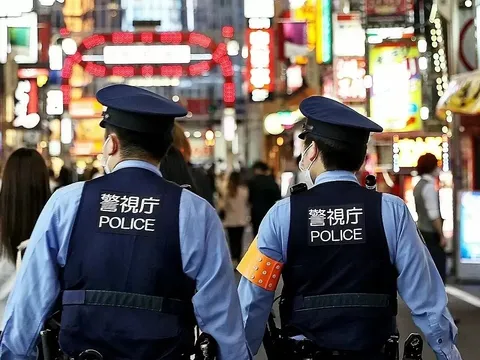 Cảnh sát nhận bản bị kết án vì trở thành “tay trong” cho đường dây môi giới mại dâm, lộ thông tin camera mật trong vụ án