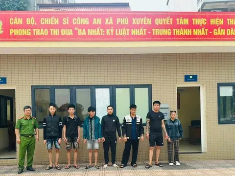 Công an đột kích ổ nhóm tổ chức sử dụng ma túy trong đêm, bất ngờ với độ tuổi của các đối tượng