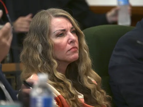 Mỹ: Ám ảnh về tận thế, người mẹ giết con, giết tình địch, mưu sát chồng và cái kết đắng lòng