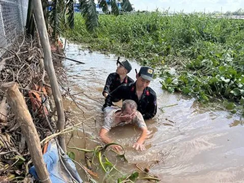 Triệt phá sòng bạc có nhiều lớp bảo vệ, bắt giữ 36 đối tượng