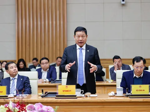 Vận nước đến, phải khẩn trương 'Bình dân AI vụ', tháo gỡ điểm nghẽn thể chế KHCN để thúc đẩy phát triển, không thể bỏ lỡ!