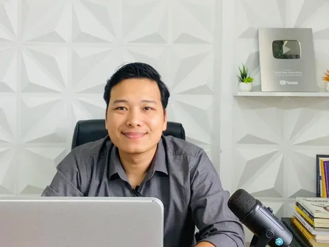 Giữa ồn ào cấm dạy thêm, người thầy tiết lộ cách kiếm 50 triệu/tháng bằng nghề giáo