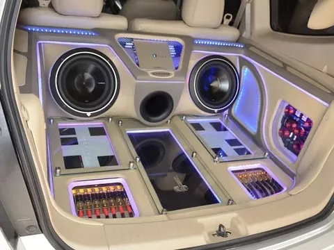 Lắp loa trên ô tô sử dụng gây mất trật tự khi tham gia giao thông sẽ bị xử lý như thế nào?