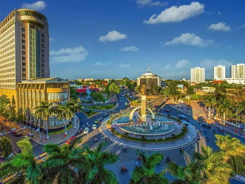 Khẩn trương đề xuất phương án sắp xếp cấp xã trước 4/4; đảm bảo giảm tối thiểu 70%